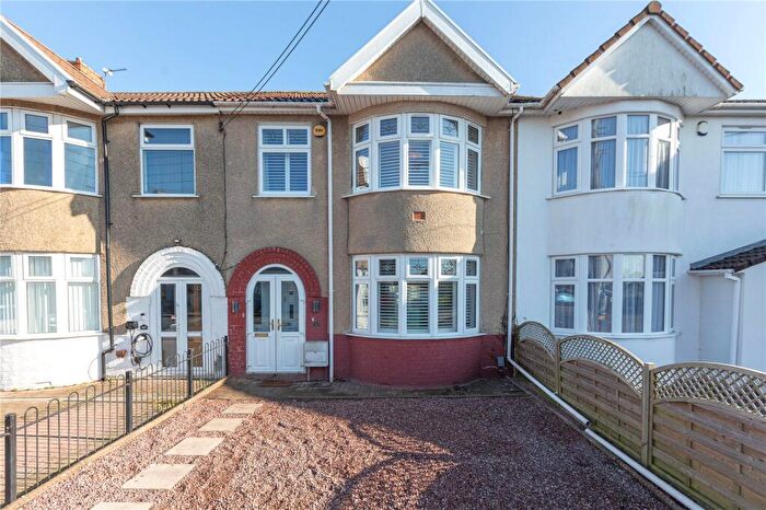 3 Bedroom Terraced House To Rent In Court Road, Kingswood, Bristol, BS15