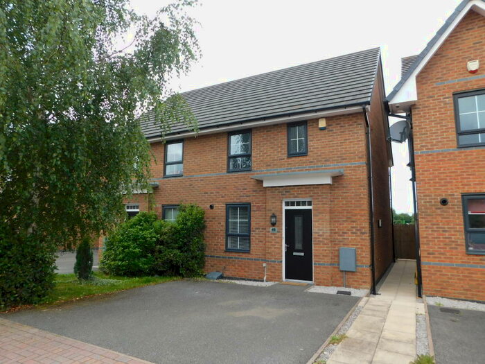3 Bedroom Semi-Detached House To Rent In Deanland Drive, Speke, L24