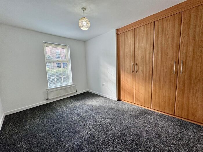 2 Bedroom Apartment To Rent In Cornfall Place, Barnsley, S70
