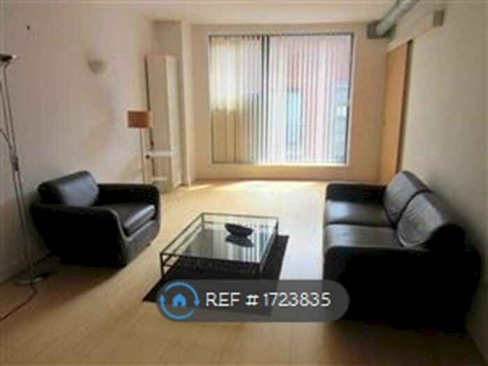 1 Bedroom Flat To Rent In The Green Building, Manchester, M1
