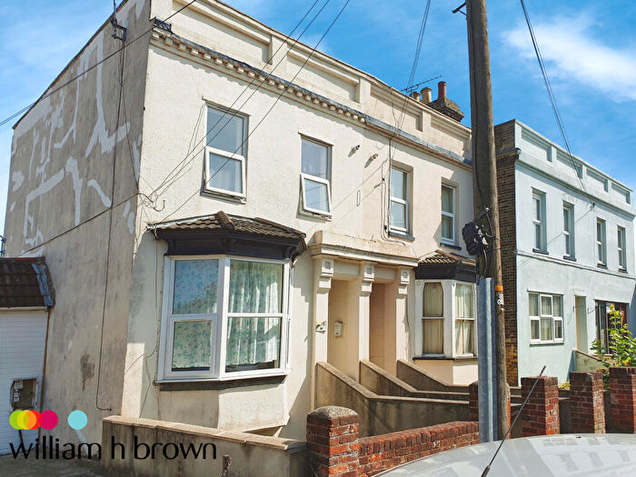 1 Bedroom Flat To Rent In Stour Road, Harwich, CO12