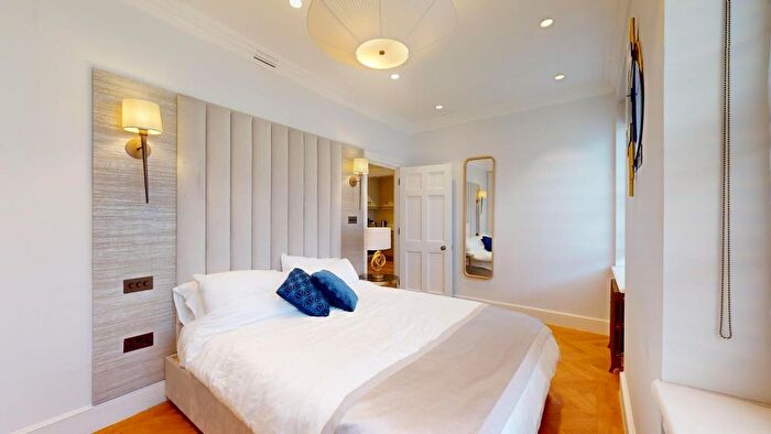 1 Bedroom Flat To Rent In Wimpole Street, London, W1G