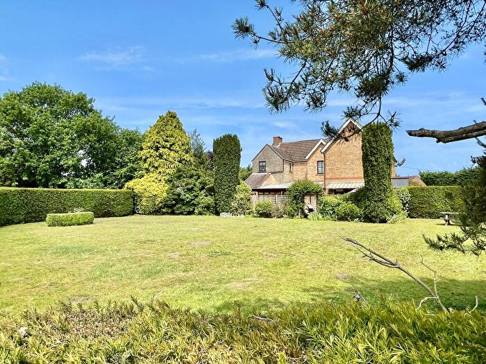 5 Bedroom Detached House For Sale In Bridge Road, Sutton Bridge, PE12