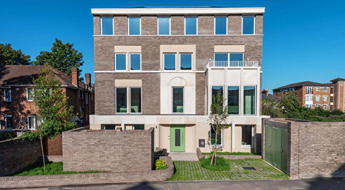 3 Bedroom Apartment For Sale In Manerium, Manor Park, London, SE13