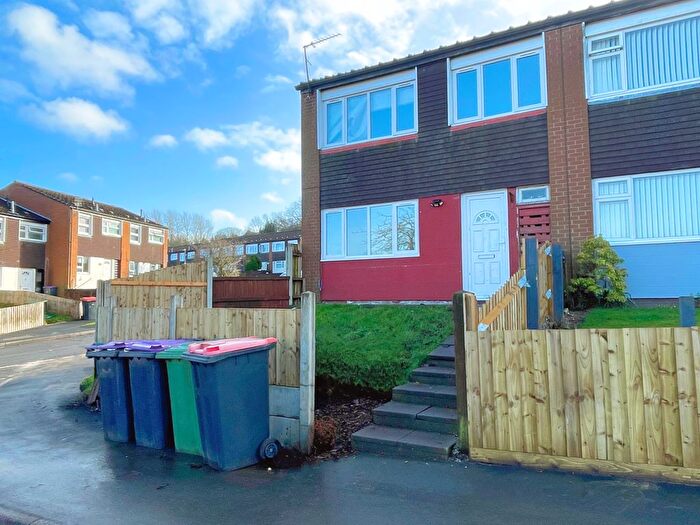 3 Bedroom End Of Terrace House To Rent In Cedar Close, Overdale, Telford, TF3