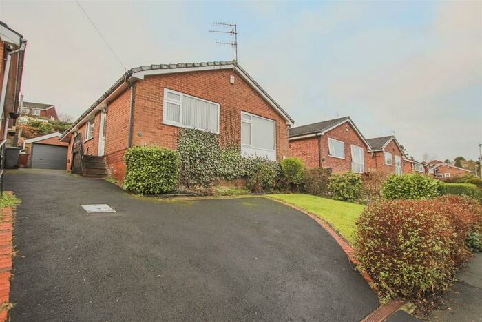 3 Bedroom Detached Bungalow To Rent In Cranshaw Drive, Blackburn, BB1