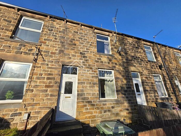 2 Bedroom Terraced House To Rent In Lees Hall Road, Dewsbury, WF12