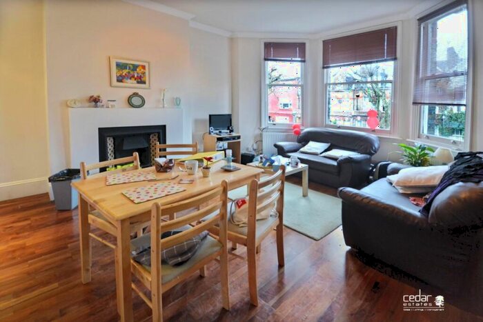 3 Bedroom Flat To Rent In Brondesbury Villas, Queen's Park, NW6