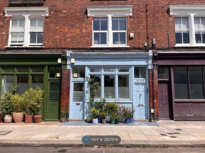 2 Bedroom Maisonette To Rent In Teesdale St, London, E2