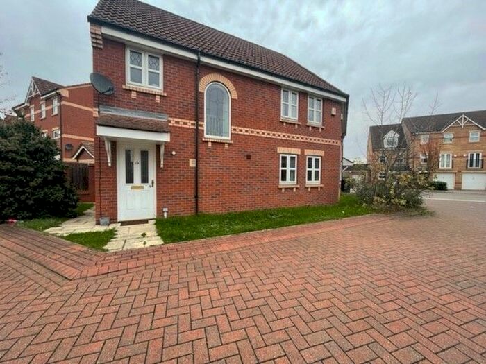 3 Bedroom Property To Rent In Turnberry Mews, Stainforth, Doncaster, DN7