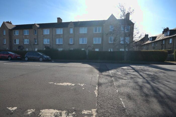 2 Bedroom Flat To Rent In Hutchison Road, Chesser, Edinburgh, EH14