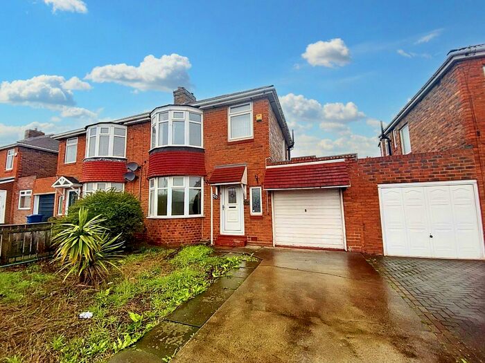 3 Bedroom Semi-Detached House To Rent In Coast Road, High Heaton, Newcastle Upon Tyne, NE7