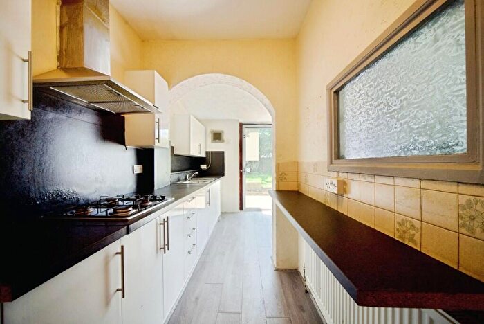 3 Bedroom Terraced House To Rent In Lawrence Avenue, London, E12