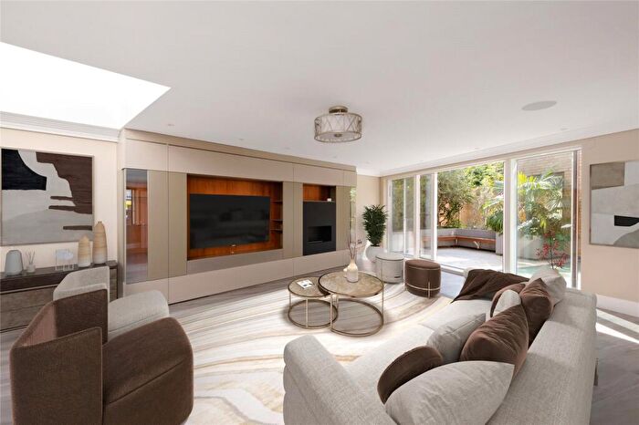 4 Bedroom Detached House To Rent In Bishops Road, London, N6