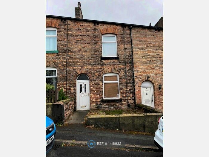 2 Bedroom Terraced House To Rent In Industrial Street, Bacup, OL13