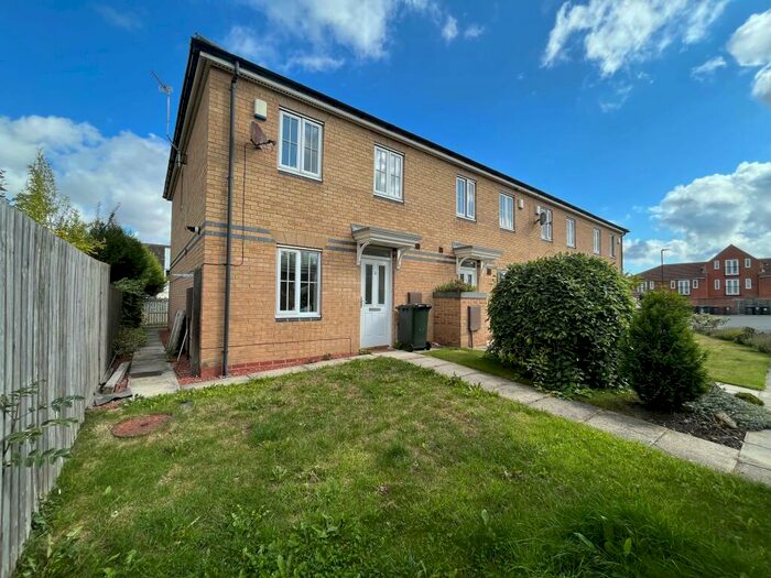 3 Bedroom House To Rent In Westbury Court, Longbenton, NE12