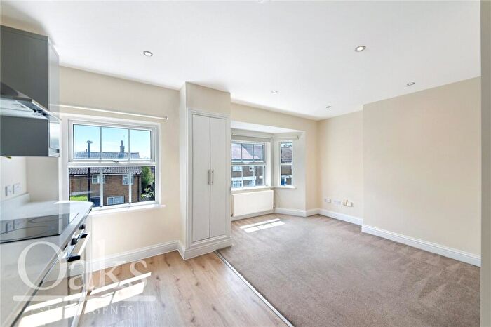 2 Bedroom Apartment For Sale In Albert Road, South Norwood, SE25
