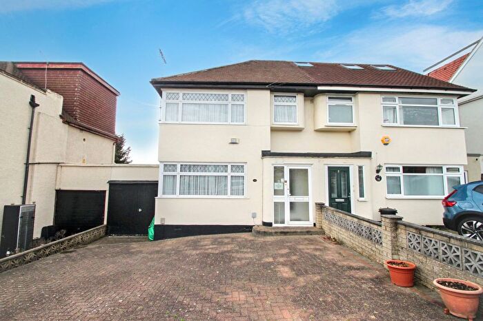 3 Bedroom Semi-Detached House For Sale In Portman Drive, Woodford Green, IG8