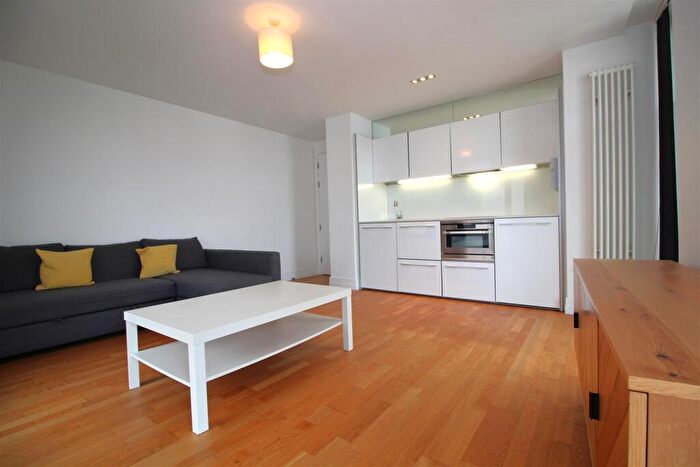 2 Bedroom Apartment To Rent In The Quad, Highcross Street, Leicester, LE1