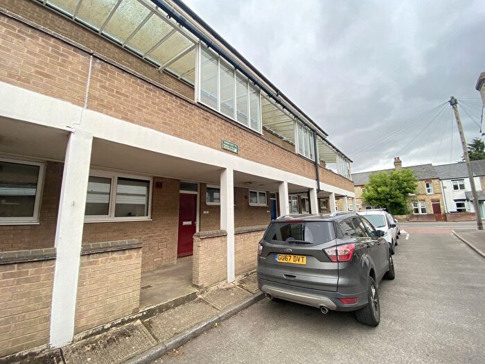 1 Bedroom Flat For Sale In One Bed Flat, Cambridge Central, CB4