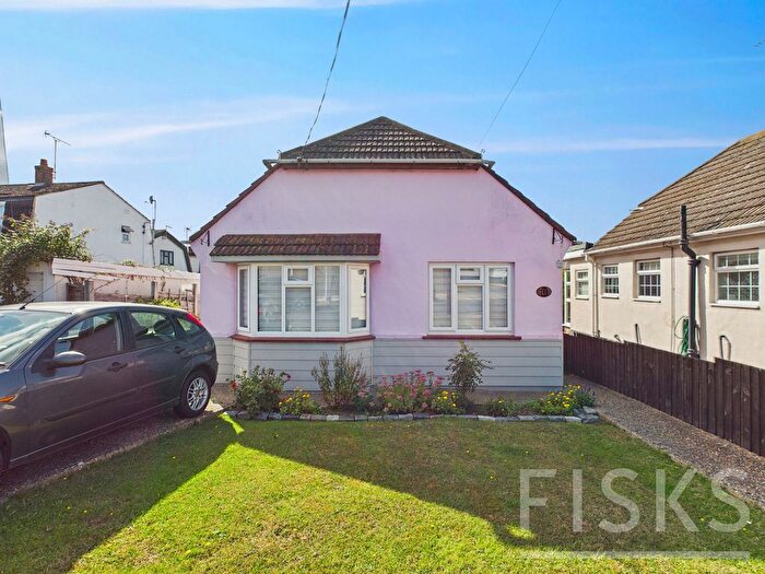2 Bedroom Detached Bungalow For Sale In Stanley Road, Benfleet, SS7