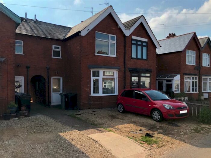 3 Bedroom House To Rent In Brading Avenue, Grantham, NG31