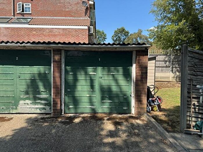 Garage / Parking For Sale In Sandford Court, Bosworth Road, Barnet, EN5