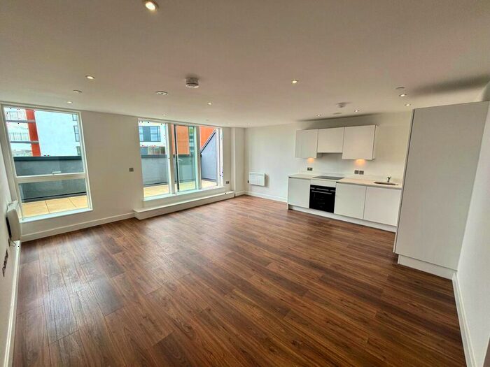 2 Bedroom Apartment To Rent In The Grand Exchange, Market Street, Bracknell, Berkshire, RG12