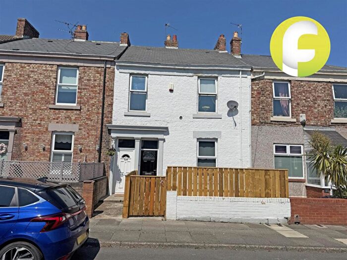2 Bedroom Flat For Sale In Grey Street, North Shields, NE30