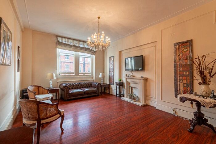 3 Bedroom Flat To Rent In Empire House, Thurloe Place, London, SW7