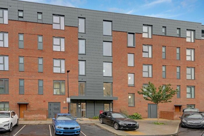 1 Bedroom Flat To Rent In Tewkesbury Road, London, W13