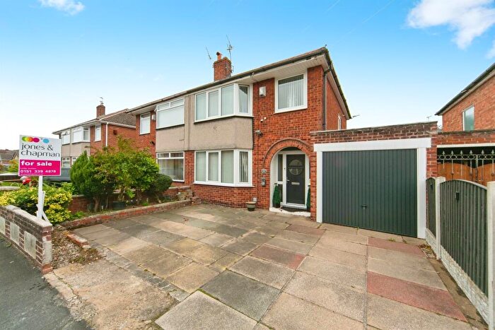 3 Bedroom Semi-Detached House For Sale In Eddisbury Road, Whitby, Ellesmere Port, CH66