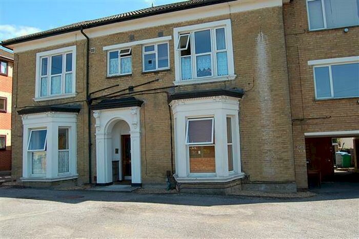 1 Bedroom Apartment To Rent In Regents Park Road, Southampton, SO15