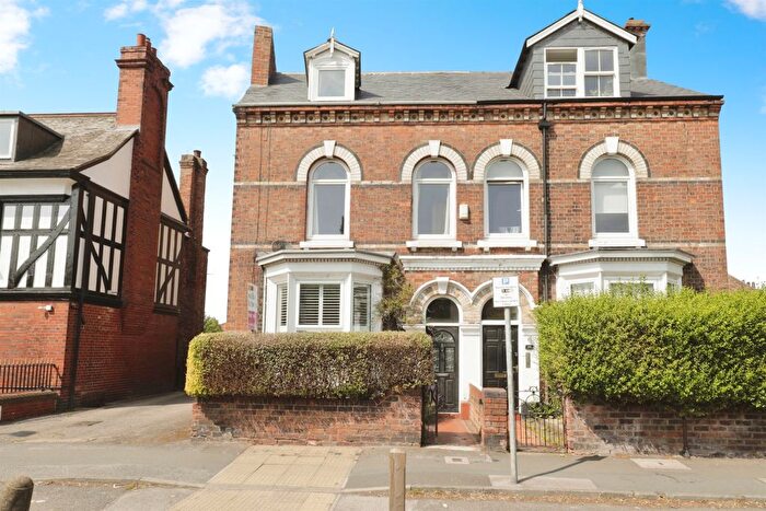 5 Bedroom Terraced House For Sale In Lawrence Street, York, YO10