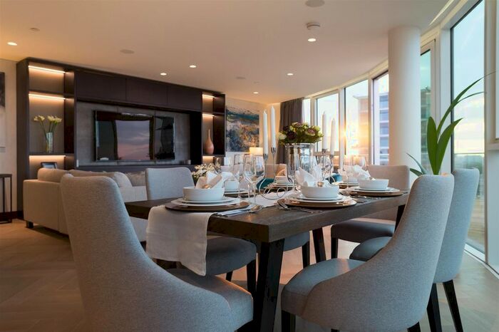 4 Bedroom Flat To Rent In Juniper Drive, Battersea Reach, SW18