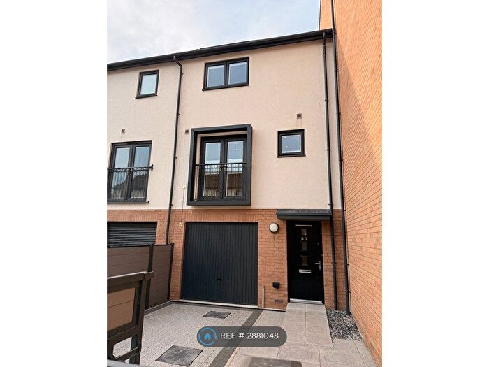 2 Bedroom Terraced House To Rent In Taw Wharf, Devon, EX31