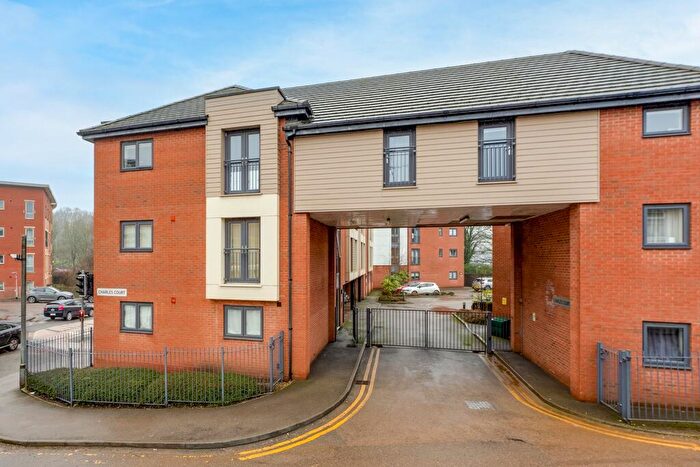 1 Bedroom Apartment For Sale In Charles Court, Railway View, Kettering, NN16
