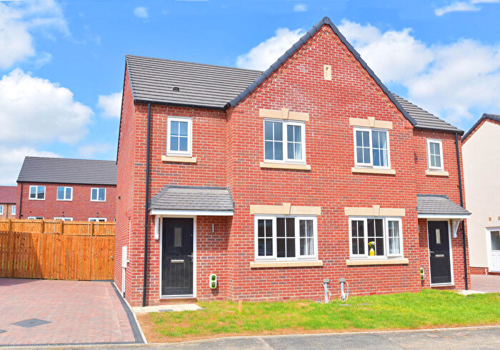 3 Bedroom Semi-Detached House To Rent In Malham Drive, Harrogate, HG3