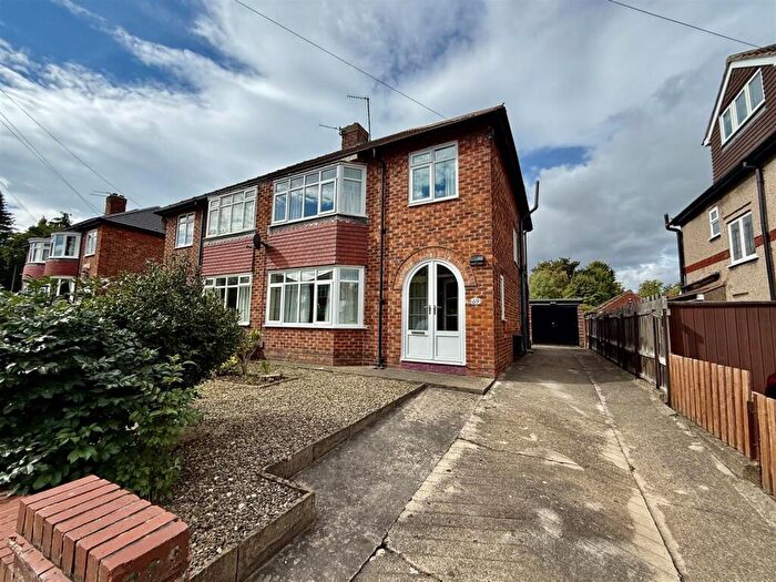 3 Bedroom Semi-Detached House For Sale In Neville Road, Darlington, DL3