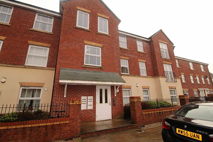 2 Bedroom Flat To Rent In Whitebarn Avenue, Cheetham Hill, Manchester, M8