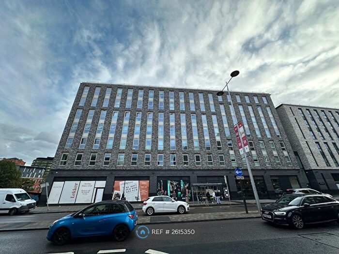 1 Bedroom Flat To Rent In Chapel Street, Salford, M3