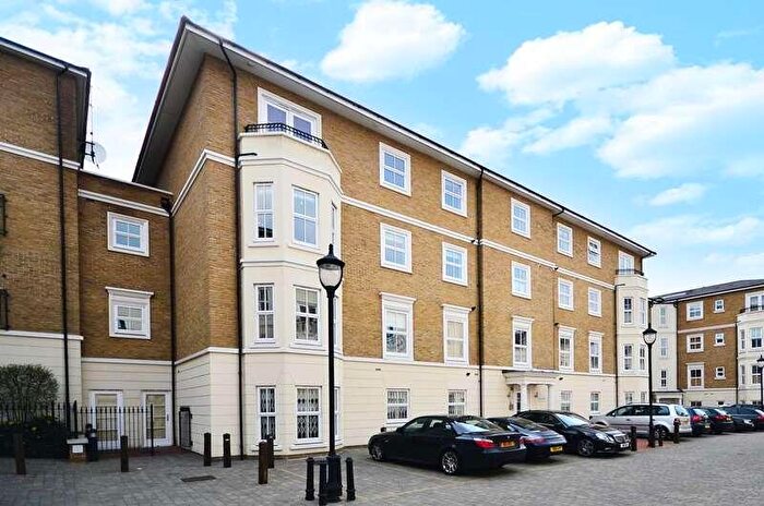 2 Bedroom Apartment To Rent In Northpoint Square, London, NW1