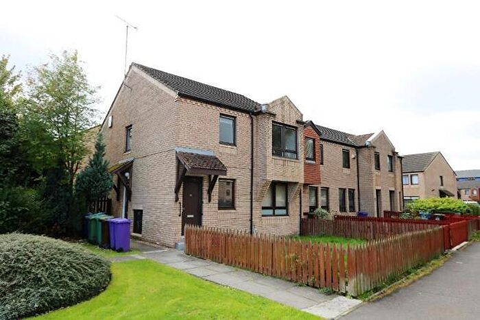 2 Bedroom Flat To Rent In Milnpark Gardens, Kinning Park, Glasgow, G41