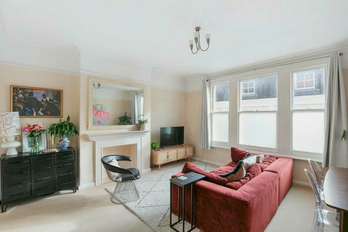 2 Bedroom Apartment To Rent In Church Road, London, SE19