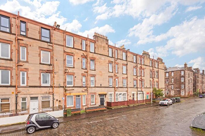 1 Bedroom Flat To Rent In Wheatfield Place, Edinburgh, Midlothian, EH11