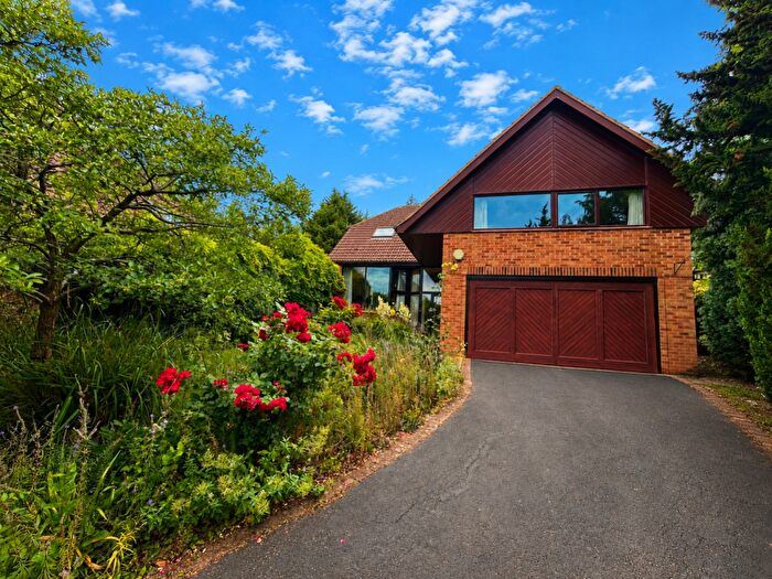 5 Bedroom Detached House For Sale In Forge Hill, Beeston, Nottingham, Nottinghamshire, NG9