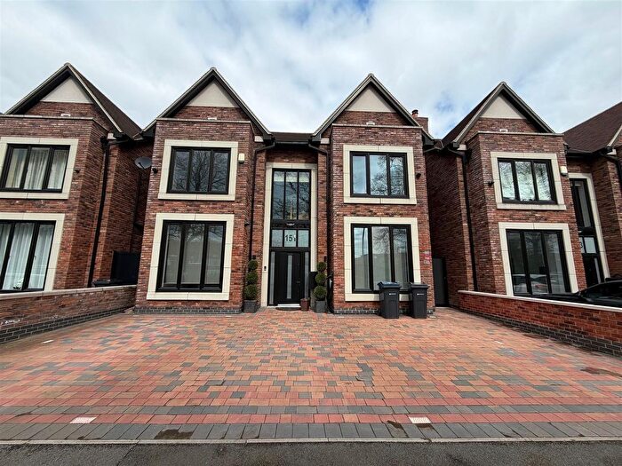 6 Bedroom Detached House For Sale In Coleshill Road, Beaufort Park, Hodge Hill, Birmingham, B36