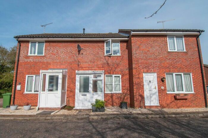 2 Bedroom Terraced House For Sale In Norman Close, Fakenham, NR21