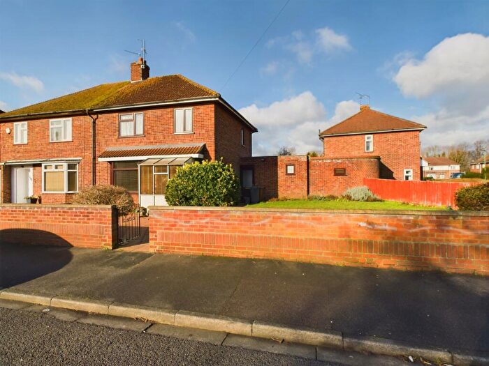 3 Bedroom Semi-Detached House To Rent In Crown Street, Peterborough, PE1