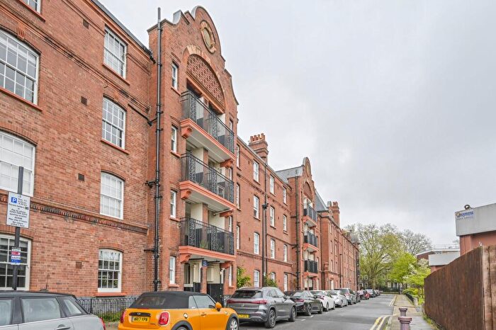 1 Bedroom Flat To Rent In Hannibal Road, Stepney, London, E1